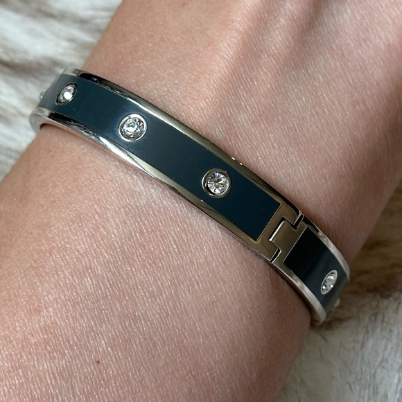 Coach hinged bracelet - Picture 4 of 5